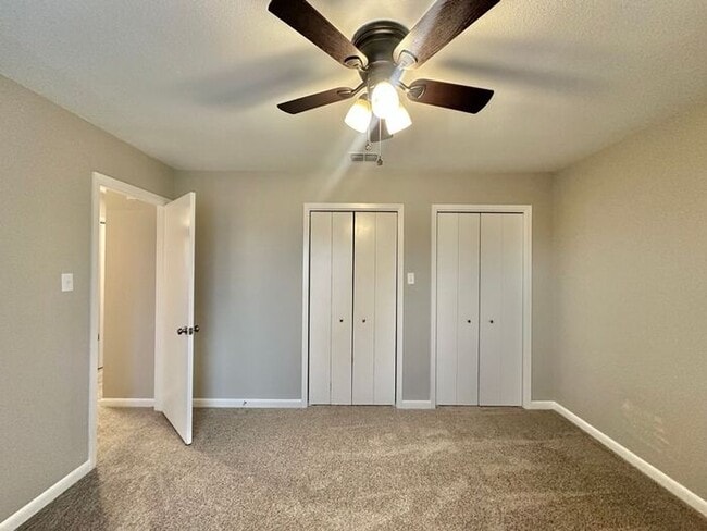 Building Photo - Almost Ready! 2 Bed 2 Bath Apartment in Ce...