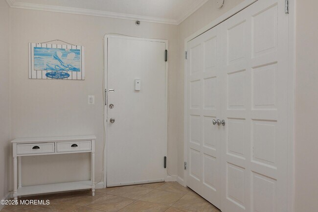 Building Photo - 675 Ocean Ave N