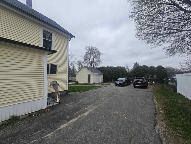 Building Photo - 50 Park St