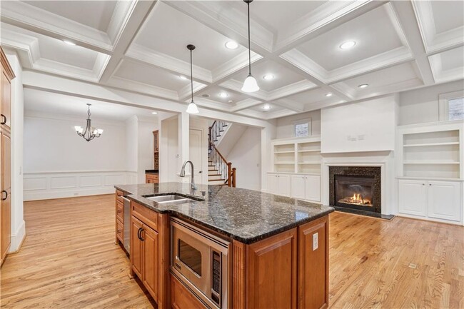 Building Photo - 1220 State St NW