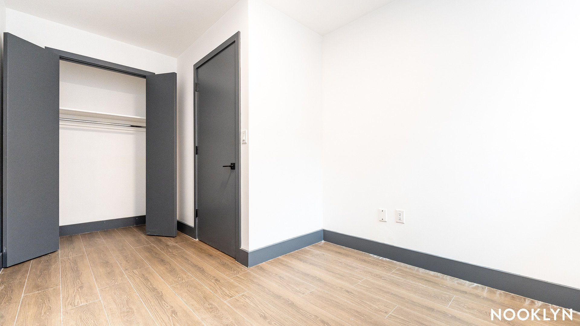 Building Photo - 2008 Fulton St