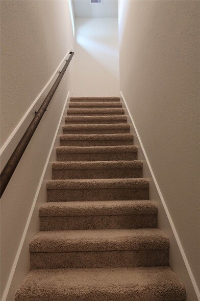 Building Photo - 8606 Blueberry Ash St