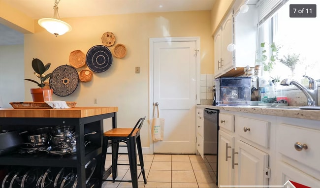 Building Photo - Spacious 4 Bed / 2 Bath in Brighton – In-Unit Laundry – Pet Friendly – 9/1 Move-In