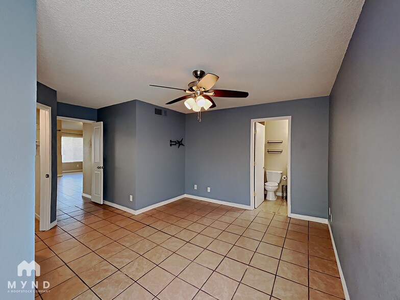 Building Photo - 3086 W Avenida Obregon