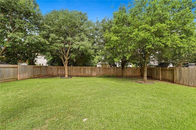 Building Photo - 1806 Paradise Ridge Dr