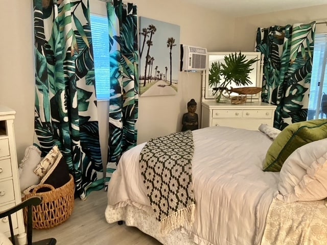 Building Photo - 329 57th Ave S