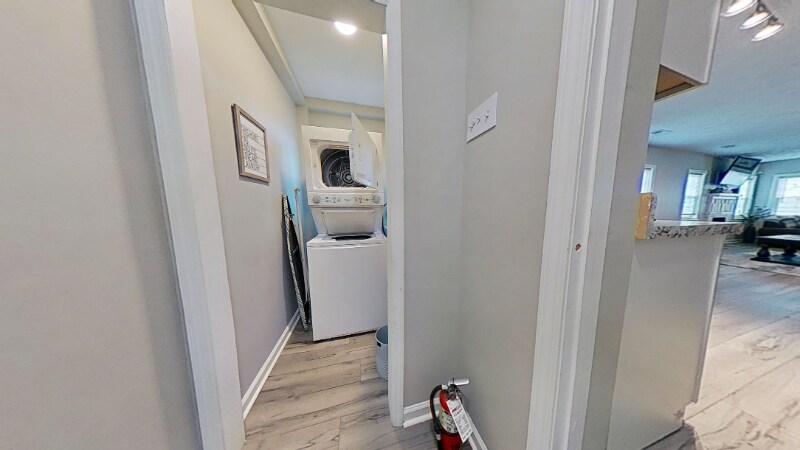 Building Photo - 445 Ames St