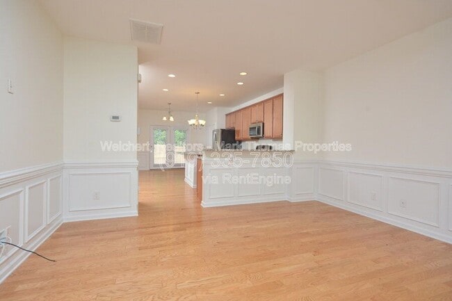 Building Photo - 3 Moonbeam Ct