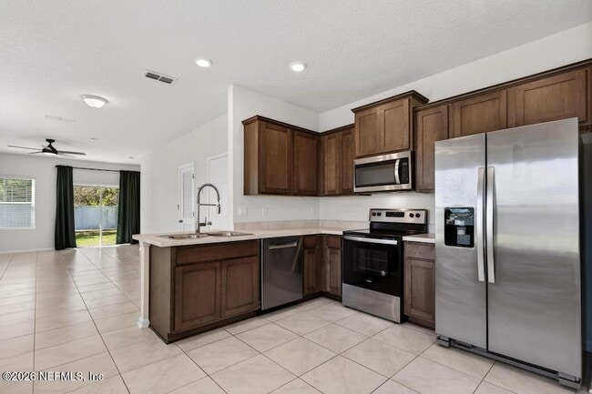 Building Photo - 909 Capitol Pkwy