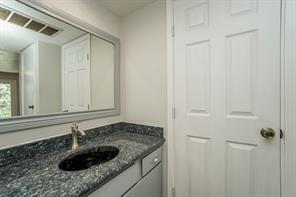 Building Photo - 2021 Spenwick Dr