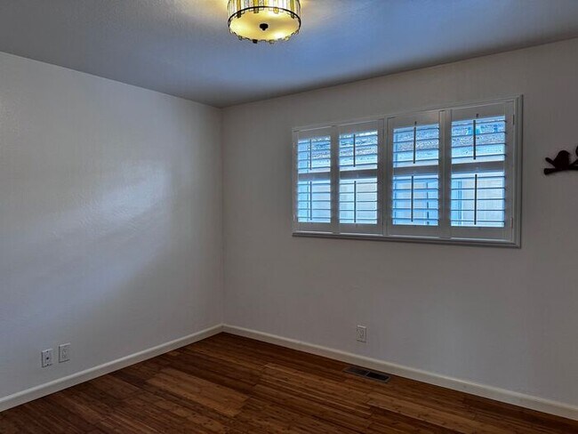 Building Photo - Charming Two Bedroom Pacific Grove Home