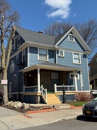 Building Photo - 110 Park Ave