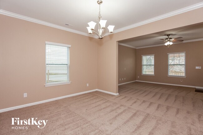 Building Photo - 11507 McDunkeld Dr