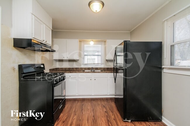Building Photo - 16784 Bulger Ave