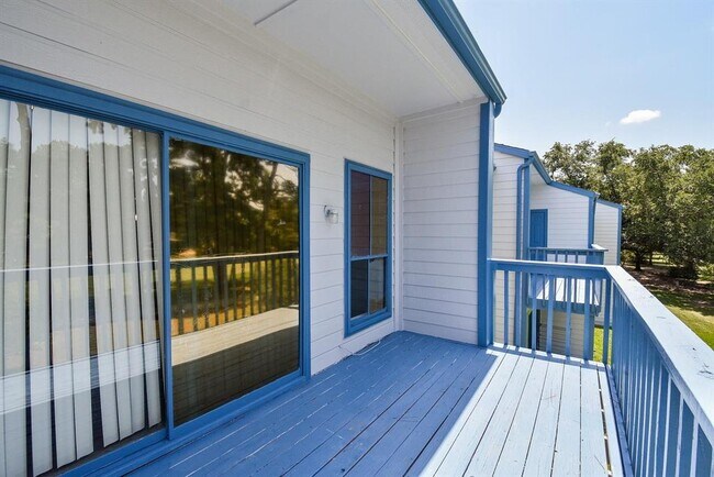 Building Photo - 13151 Walden Rd
