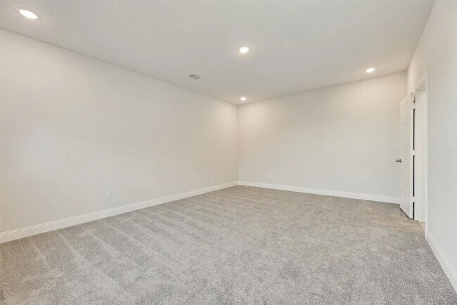 Building Photo - 3113 Buckeye St