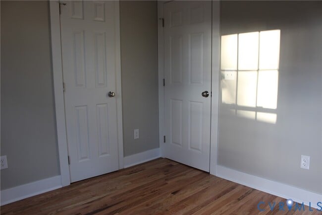 Building Photo - 1132 W High St