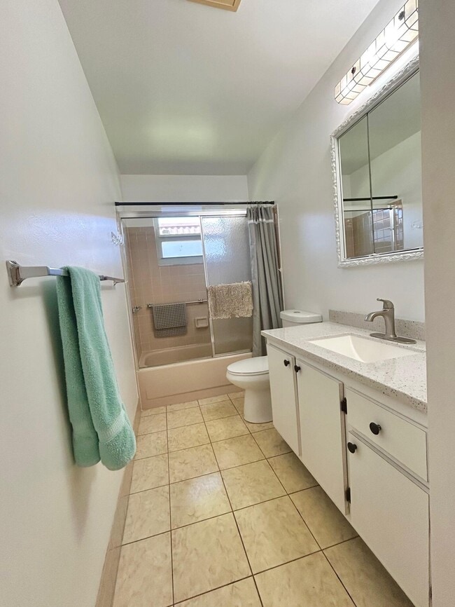 Building Photo - 5780 Fernley Dr W
