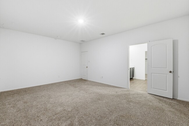 Building Photo - 5210 Ternberry Frst Ln