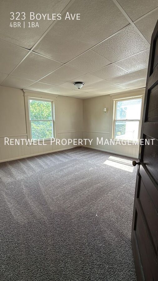 Building Photo - 323 Boyles Ave