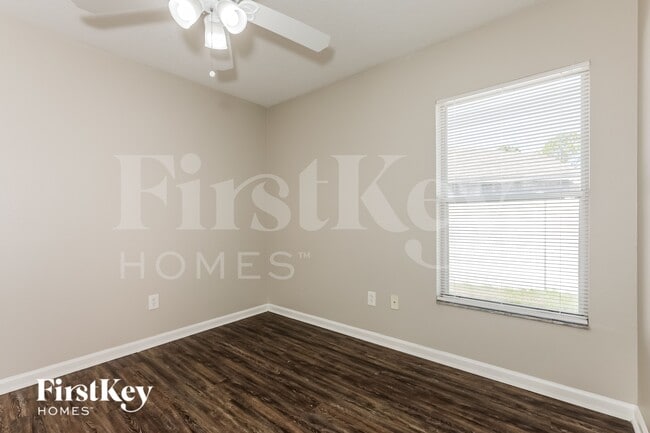 Building Photo - 13233 Evening Sunset Ln