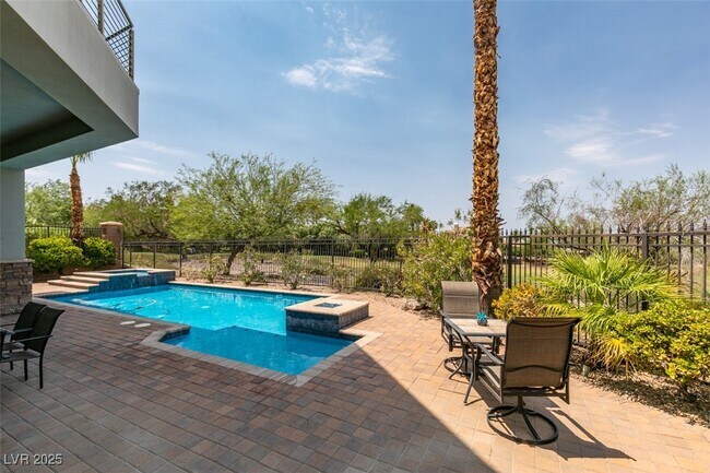Building Photo - 483 Toucan Ridge Ct