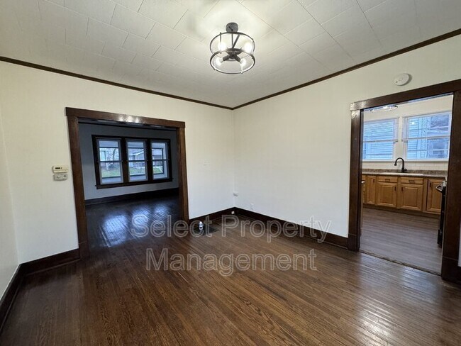 Building Photo - 3008 Webster St