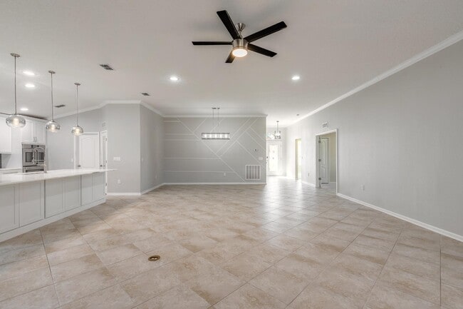 Building Photo - 68 Auberry Dr