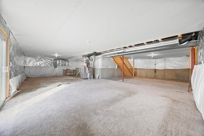 Building Photo - 6295 Honey Farm Way