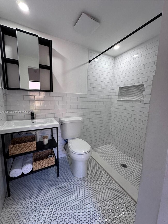 Building Photo - 52 NW 68th St