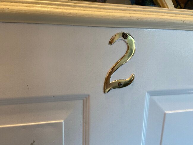 Building Photo - 38 Newton St