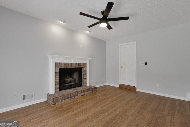 Building Photo - 115 Rockhurst Chase
