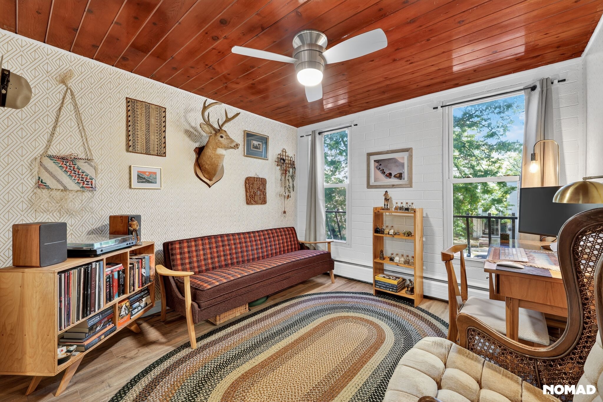 Building Photo - 1343 N High St