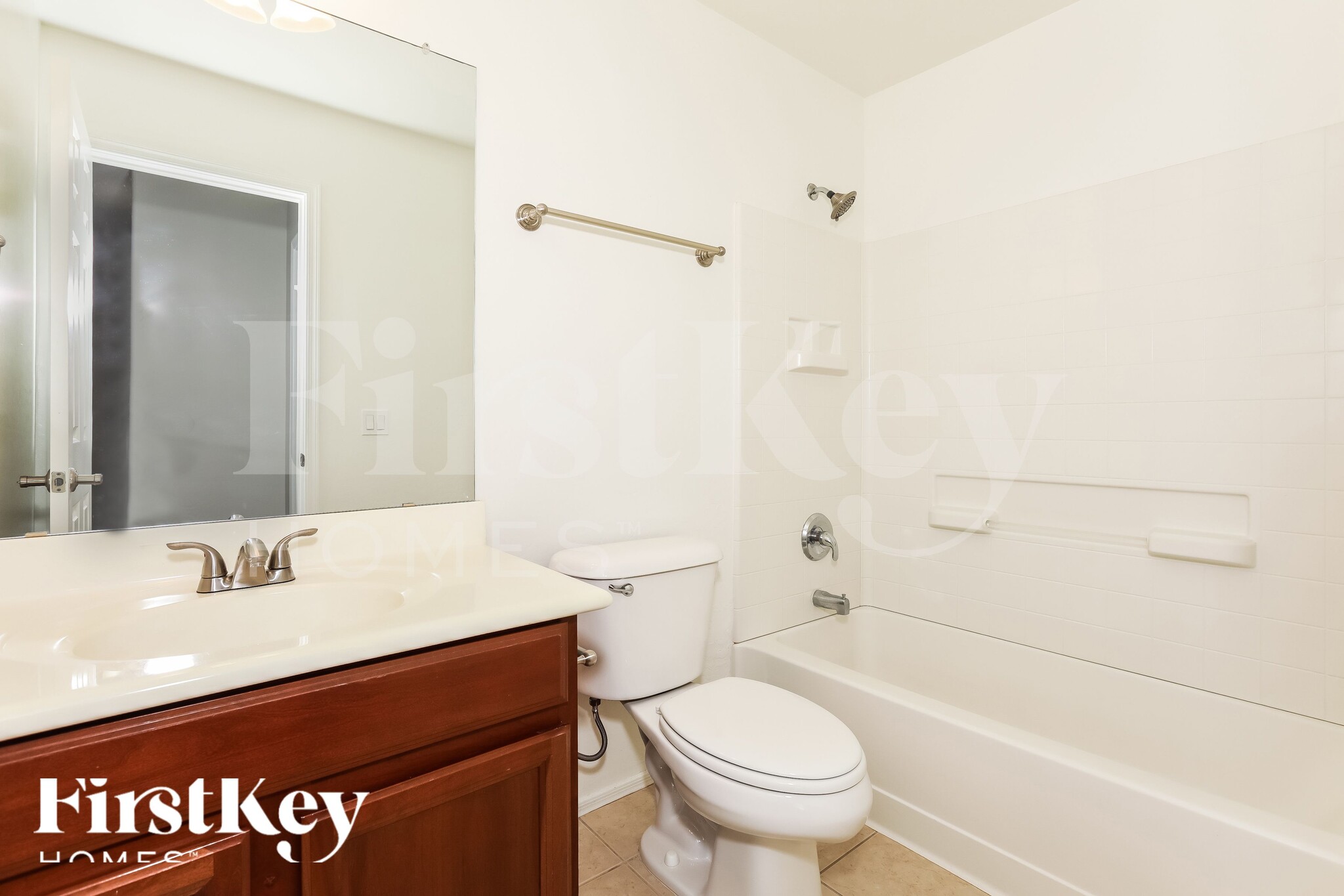 Building Photo - 1179 E Desert Springs Way