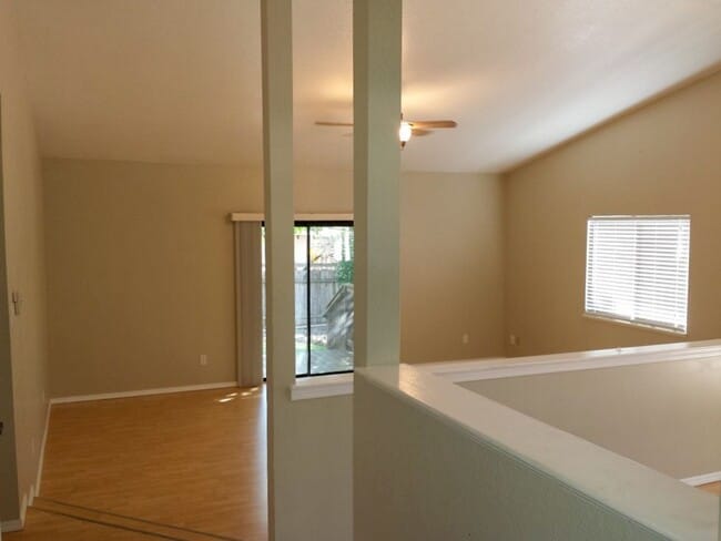 Building Photo - 3 Bedroom 2 Bath Mary Lake Home