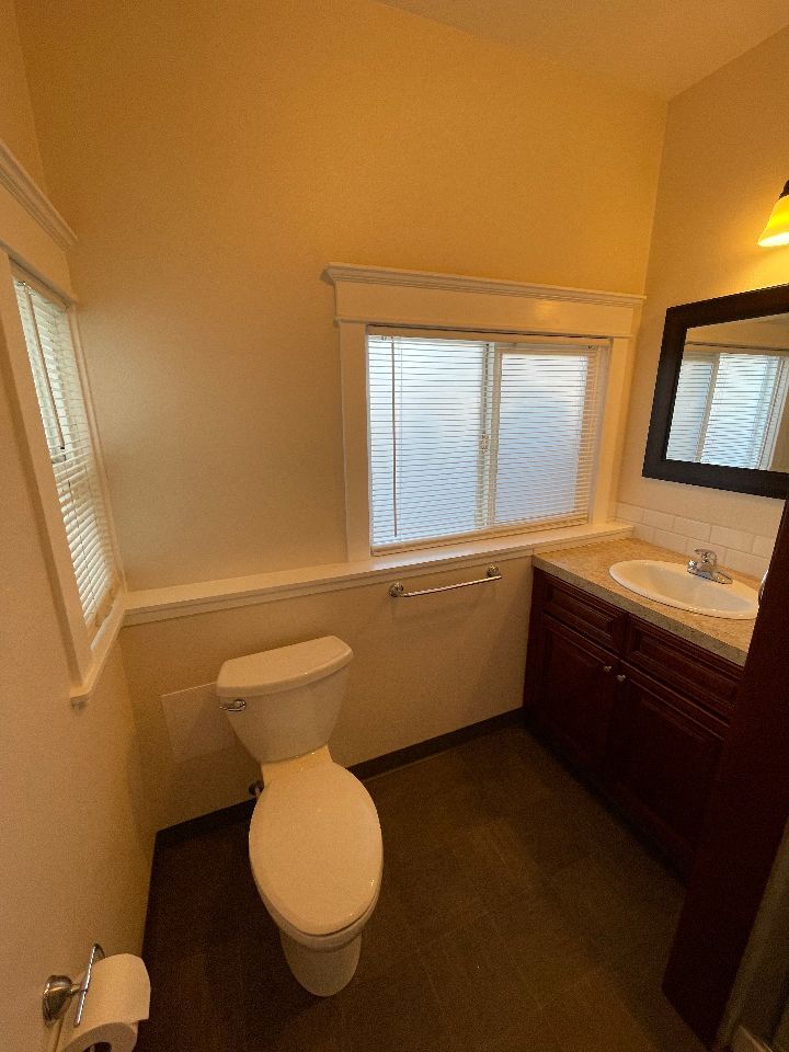 Bathroom - 647 N Morton St