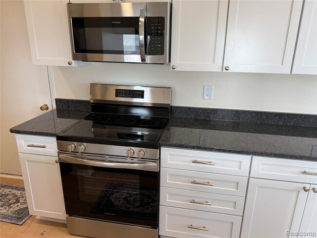 Building Photo - 1437 Mariner Dr