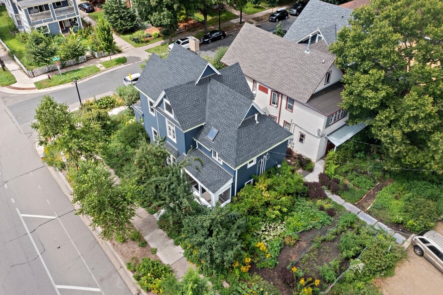 2559 Aldrich - 2559 Aldrich Ave S