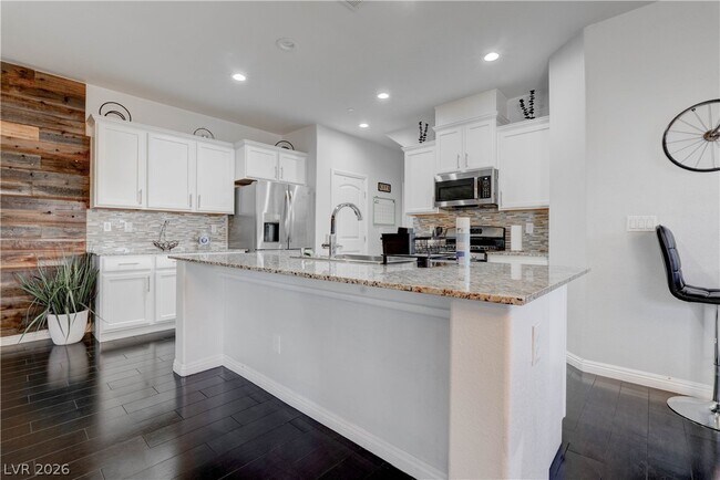 Building Photo - 48 Jasmine Point St