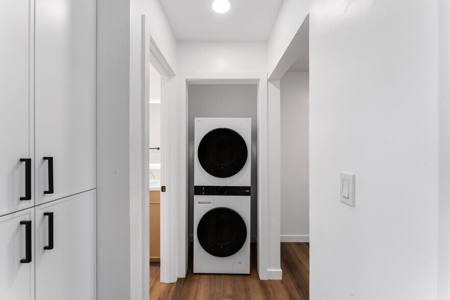 In-Unit Laundry - Swell Apartments