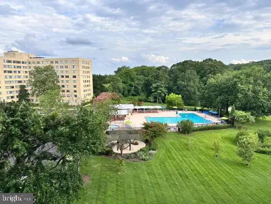 Building Photo - 6621 Wakefield Dr