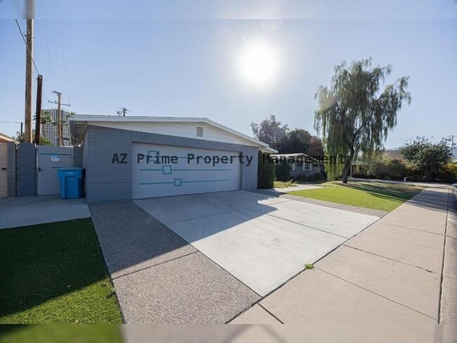 Building Photo - 3137 N 4th Ave