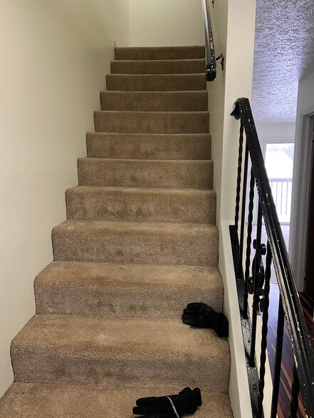 Building Photo - 1324 Aarons Way