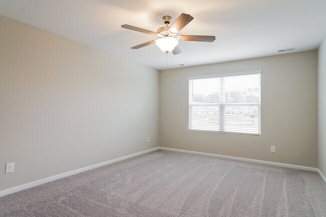 Building Photo - 385 Stone Arbor Wy