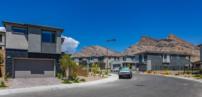 Building Photo - 3 Bedroom West Summerlin Beauty