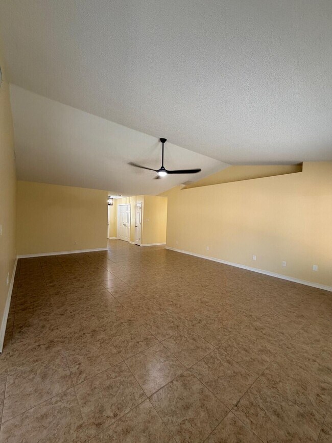 Building Photo - 6952 Cotton Boll Ln