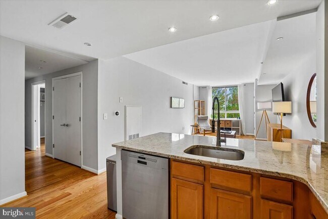 Building Photo - 350 G St SW