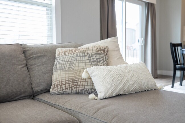 Building Photo - 3857 Ivey Ranch Rd