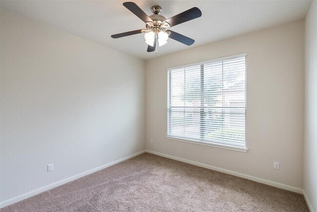 Building Photo - 11400 W Parmer Ln