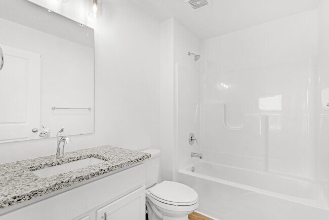 Building Photo - 804 S Lambert Cir